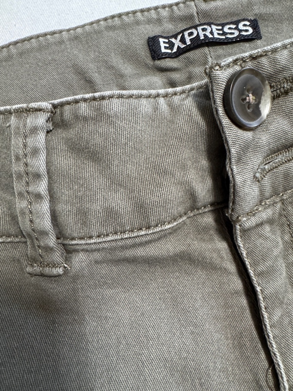 Express Olive Green - Brown Distressed Denim Shorts sz 00 - Picture 8 of 8